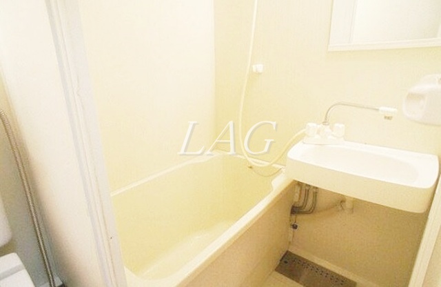 バス・シャワールーム　お風呂です。