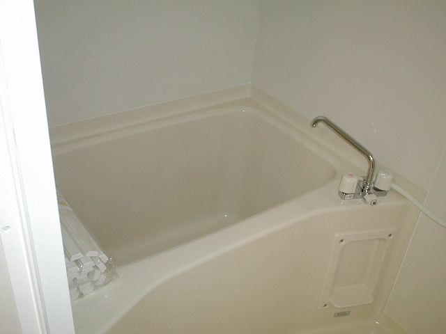 バス・シャワールーム　現況を優先します。（撮影時期：1999年1月）