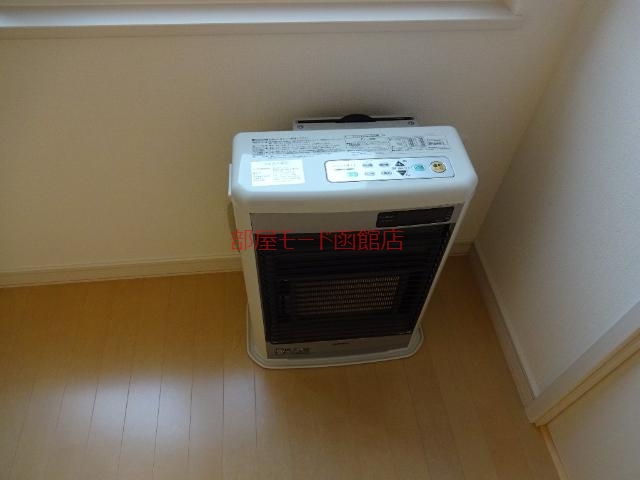 その他設備　ＦＦストーブ