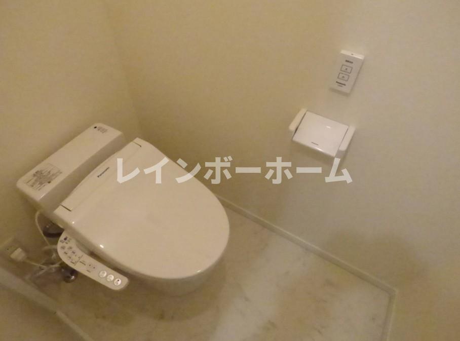 トイレ　コンパクトで使いやすいトイレです