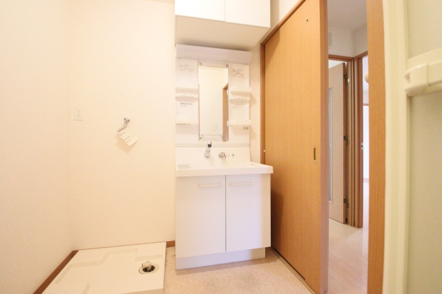 洗面設備　※別室の参考写真の為、現況優先です。