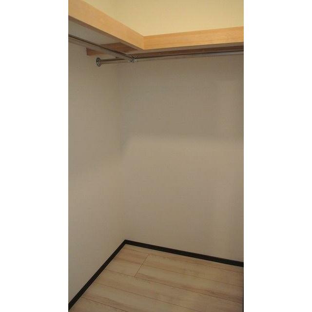 収納　ウォークインクローゼット