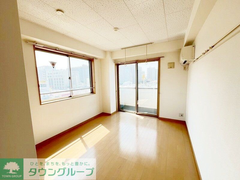 居室・リビング　お問合せはタウンハウジングまで！※現地待合わせ相談可能