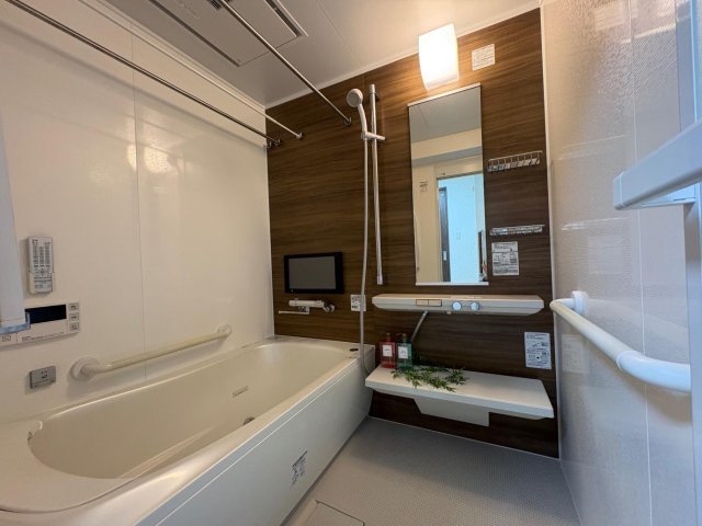 バス・シャワールーム　日々の疲れを癒してくれるお風呂です。