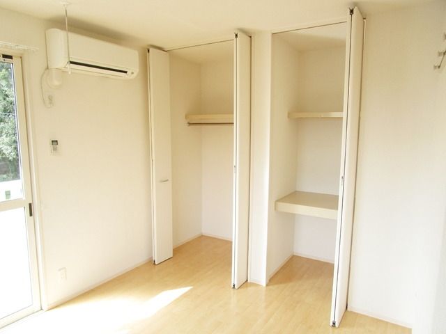 収納　★収納のある居室です★