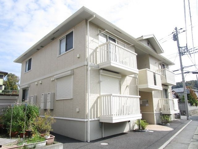 建物外観　★明るい日当たりの良い外観です★