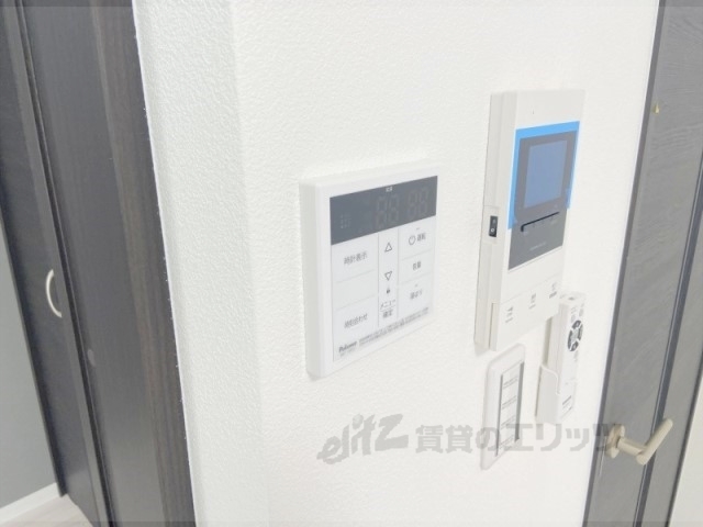 その他設備　給湯器リモコン