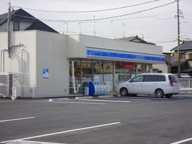コンビニ　ローソン（コンビニ）まで720m