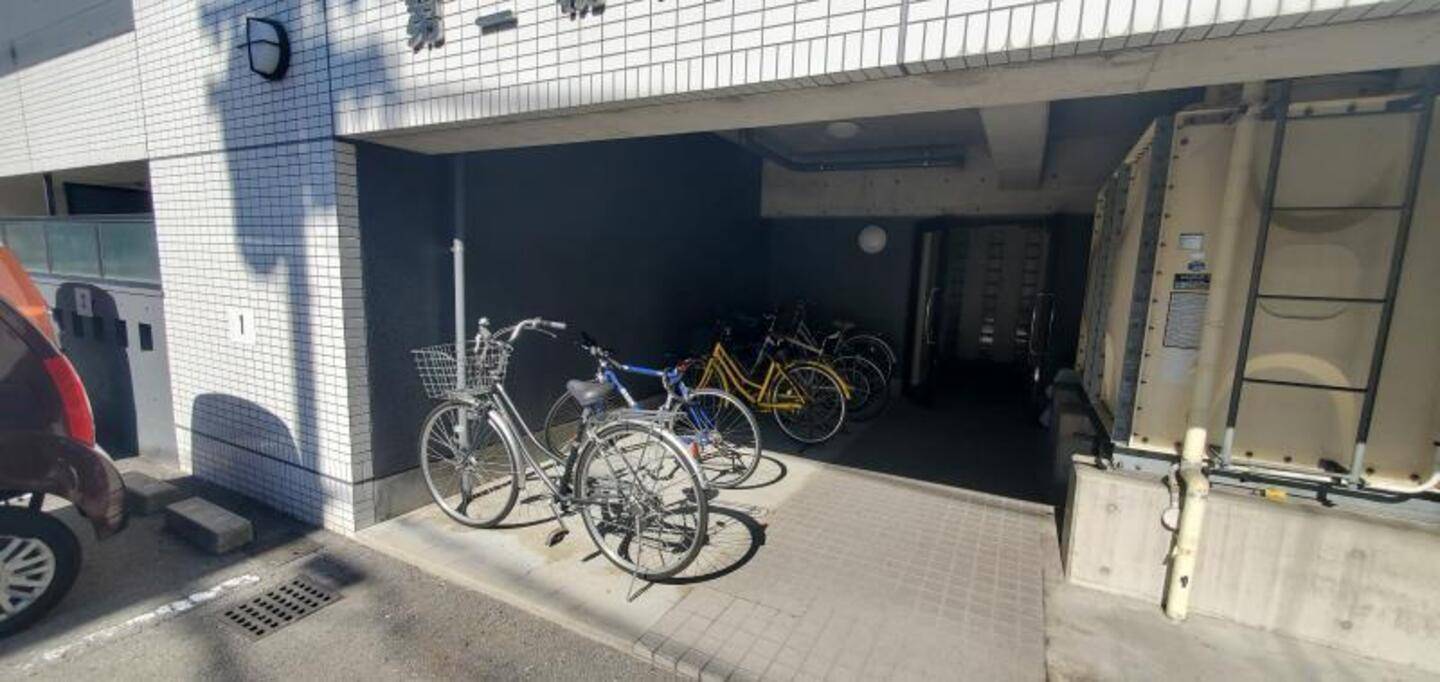 駐車場　駐輪場