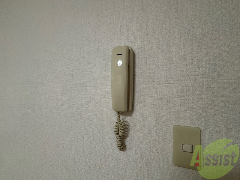 セキュリティ　インターホンは通話ができるので急な訪問があっても安心です。