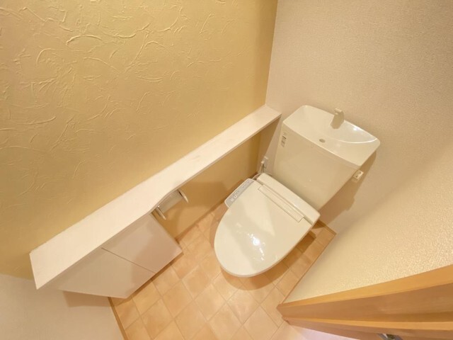 トイレ　同物件別室のイメージ画像となります