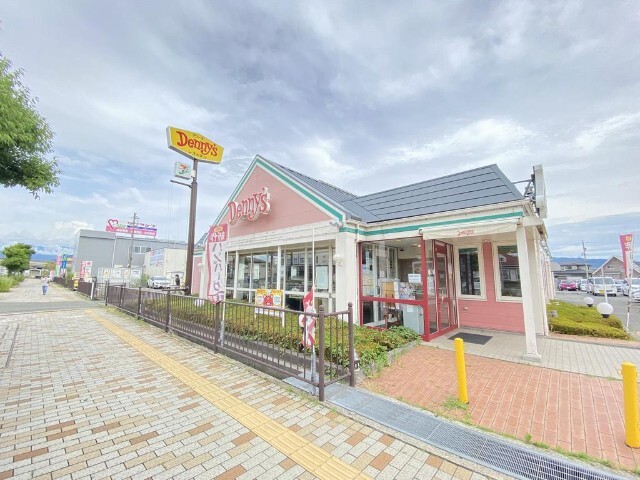 飲食店　デニーズ（飲食店）まで700m