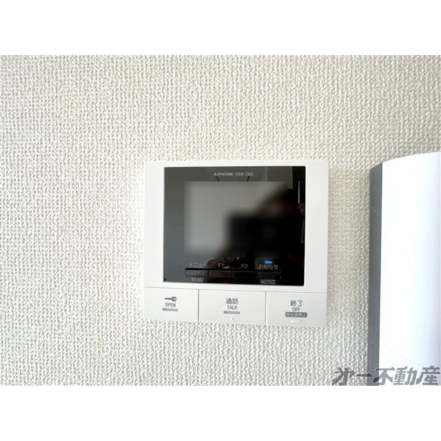 セキュリティ　モニター付きインターホン