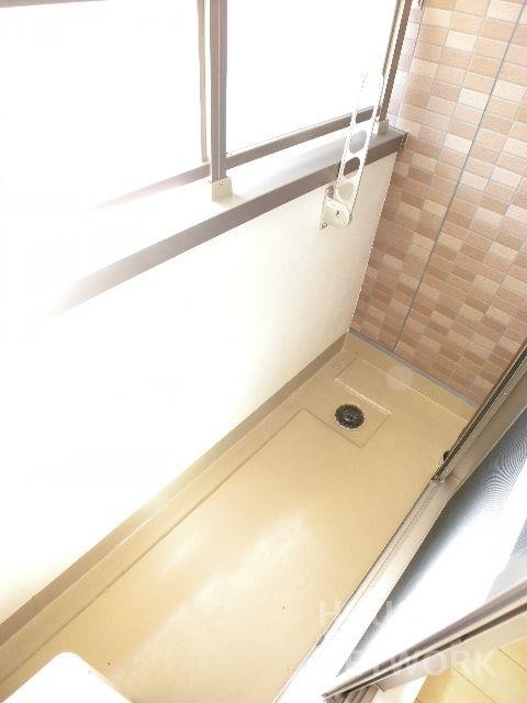 バルコニー　同ハウスメーカー類似物件参考写真です。