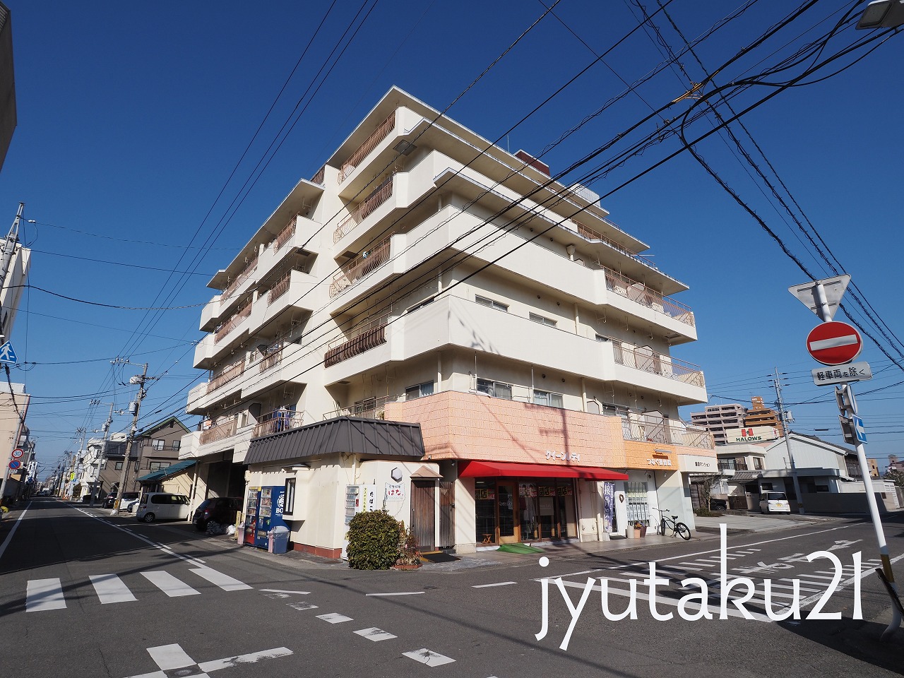 建物外観
