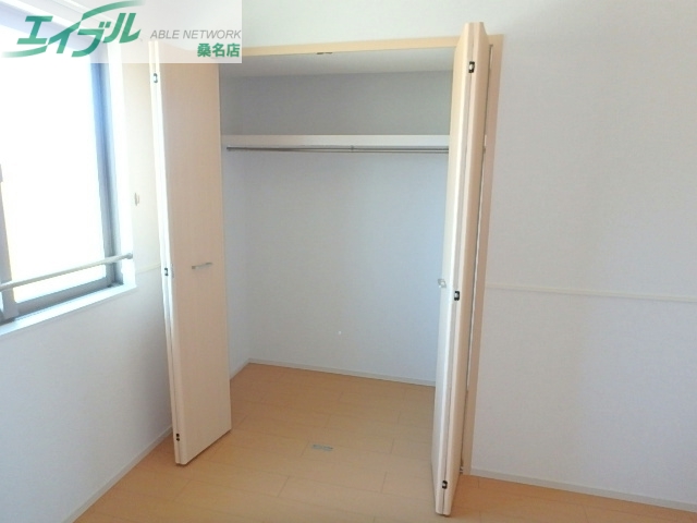 収納　同物件別室反転タイプ画像