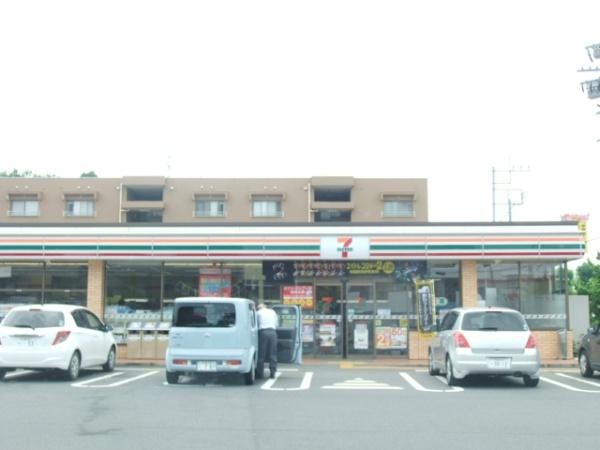 コンビニ　セブンイレブン（コンビニ）まで292m