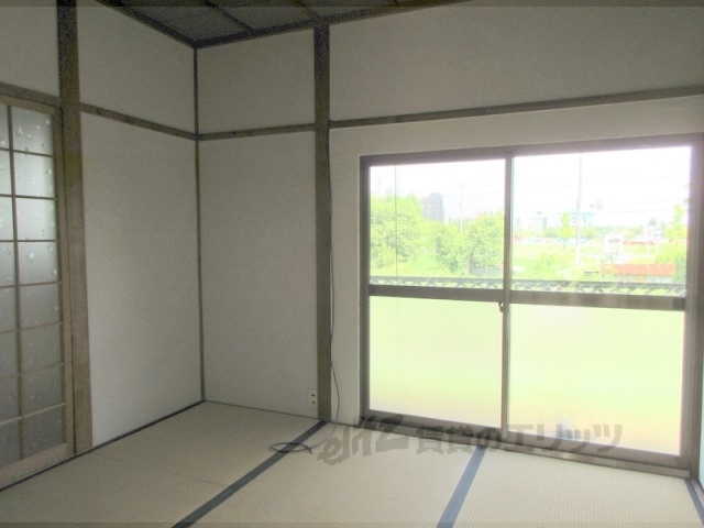 ＪＲ湖西線 比叡山坂本駅 徒歩22分 1階建 築46年の居間写真