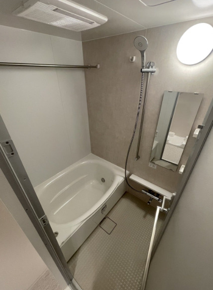 バス・シャワールーム　※別部屋の参考写真です。