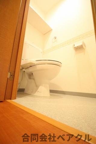 トイレ　トイレもきれいです