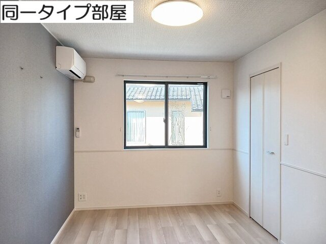 富山地鉄本線 東新庄駅 徒歩13分 2階建 新築の内装写真