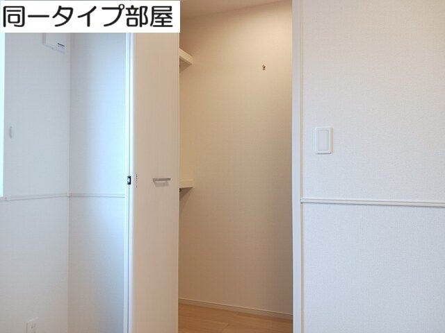 富山地鉄本線 東新庄駅 徒歩13分 2階建 新築の内装写真