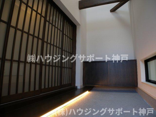 前開南町1丁目戸建の玄関写真