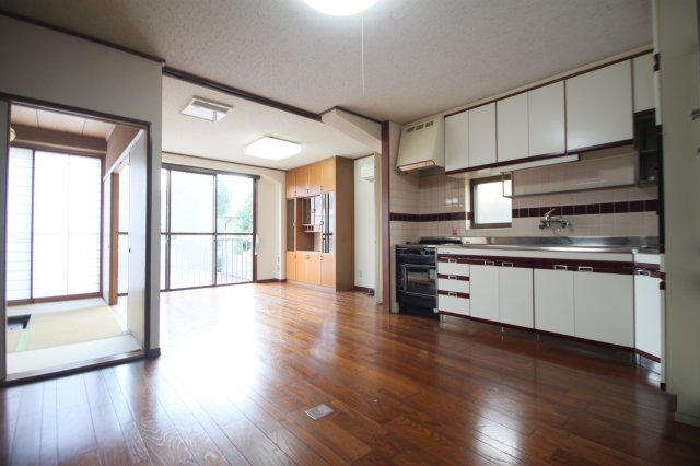 町田ビルの居間写真