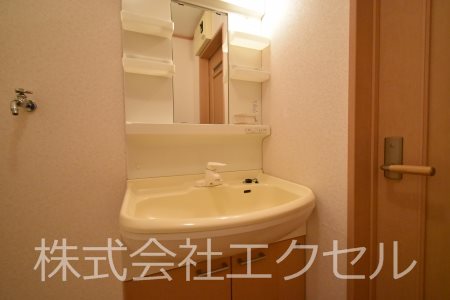洗面設備　独立洗面台です。