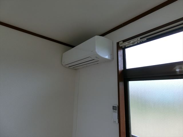 その他設備　和室6帖のエアコン