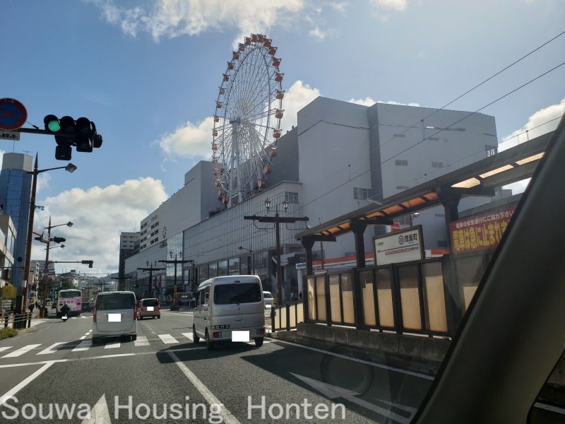 【ヒルトップ梁川のショッピングセンター】