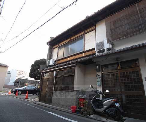 藤木町貸家の建物外観