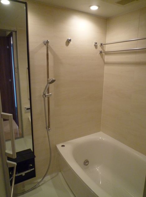 バス・シャワールーム