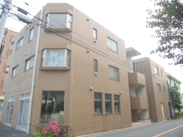 大和市中央林間のマンションの建物外観