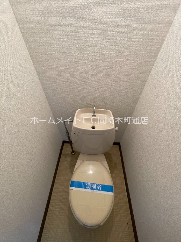 【シェリール羽根のトイレ】