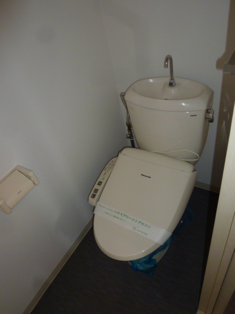 フレグランス粟佐のトイレ写真