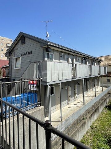 【ジュネス有松の建物外観】