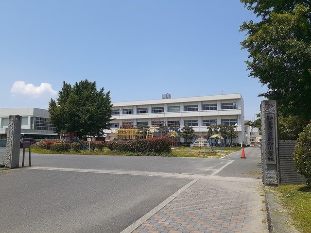 【フィオーレ新知の小学校】