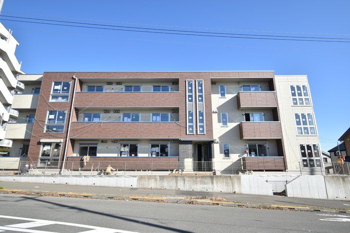 【日野市豊田のアパートの建物外観】