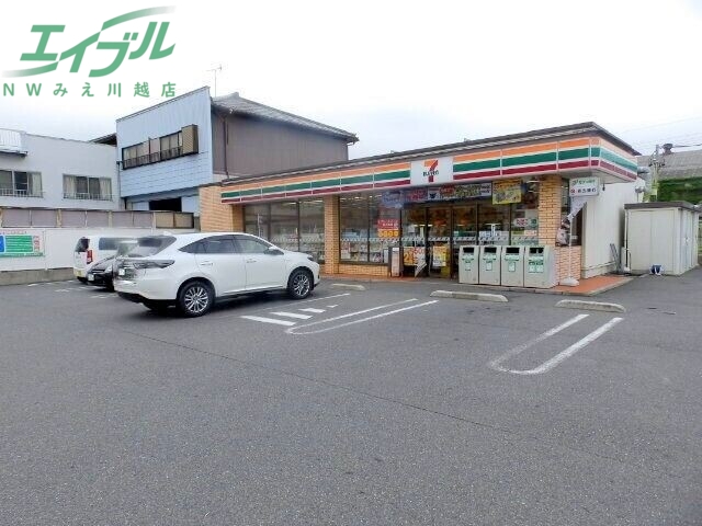 コンビニ　セブンイレブン桑名江場店（コンビニ）まで930m