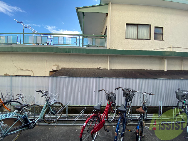 眺望　景色はさほどよくありませんが、通風良好です！