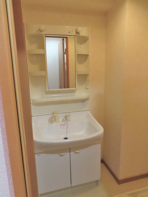 洗面設備　☆身支度に便利な洗髪洗面化粧台です☆