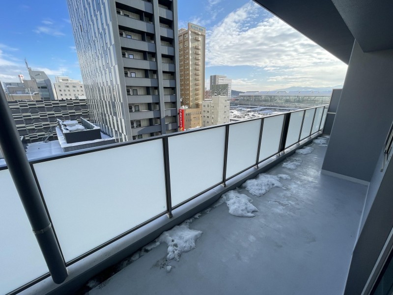 バルコニー　バルコニー