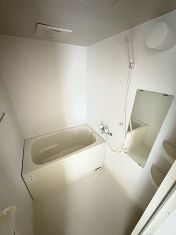 バス・シャワールーム　お風呂で日々の疲れを落としましょう