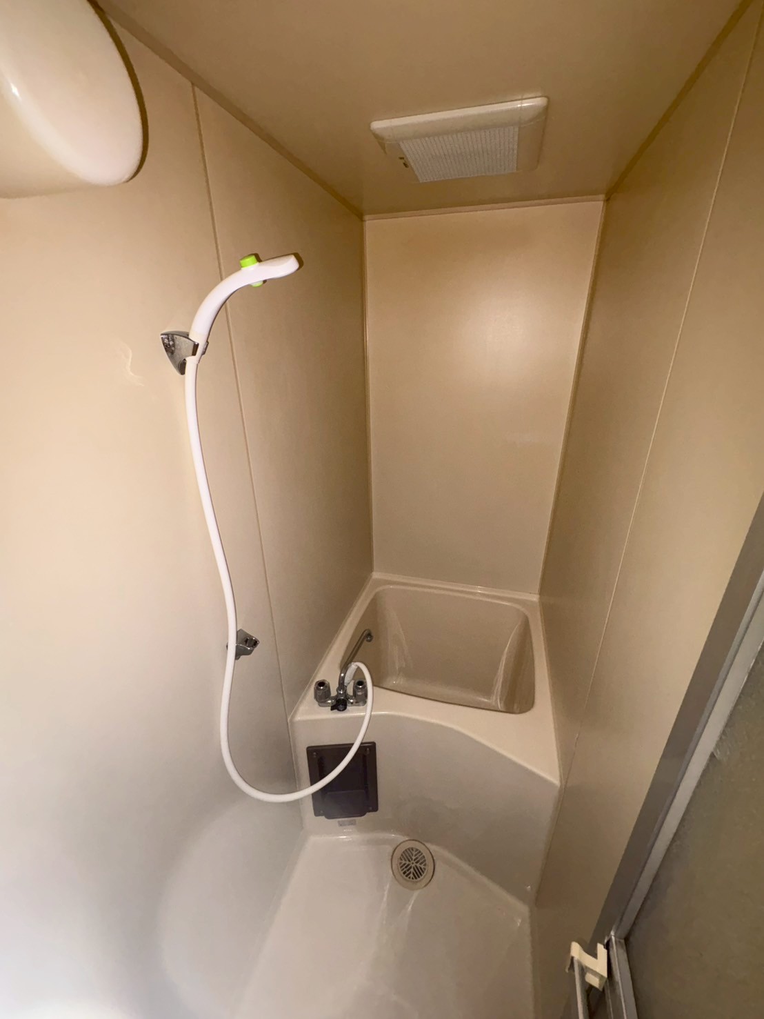 バス・シャワールーム　お風呂です