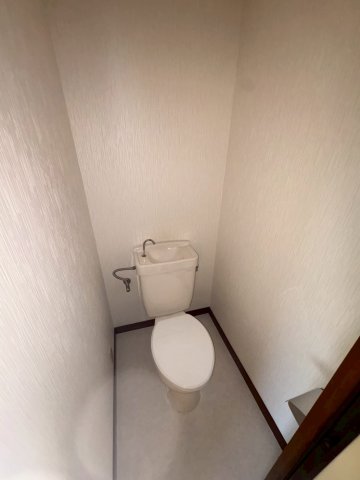 トイレ　コンパクトで使いやすいトイレです