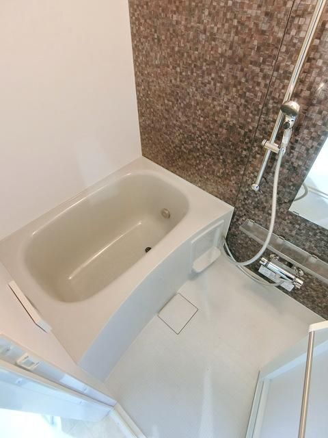 バス・シャワールーム　同お建物・同間取りの他のお部屋のイメージです。