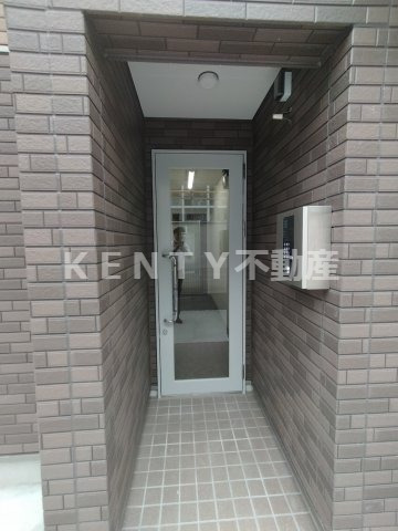 エントランス　建物の内部です