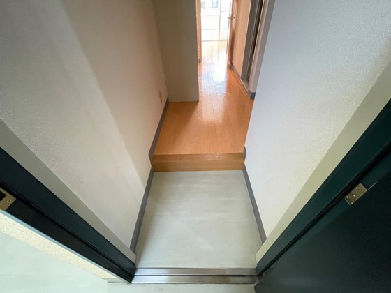 玄関　※別の部屋の写真です
