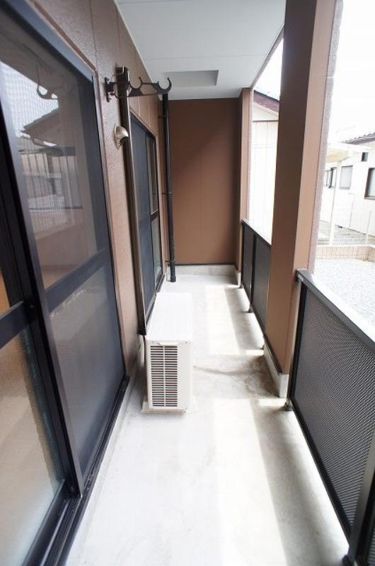 バルコニー　図面と現状に相違がある場合には現状を優先